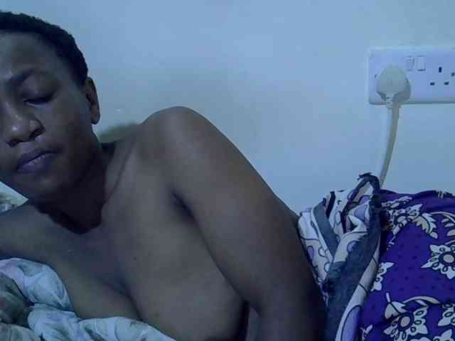 Queen-fantacy webcam