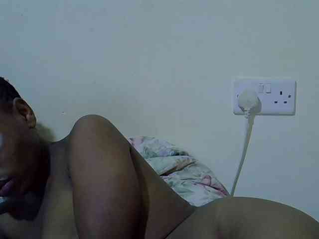 Queen-fantacy webcam