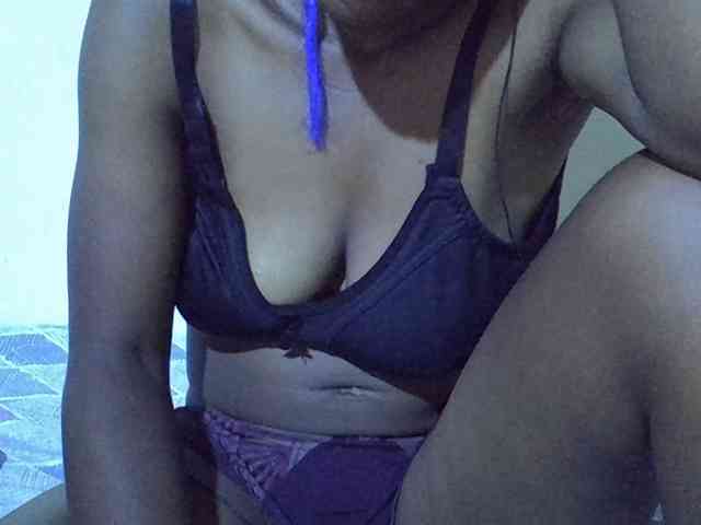 Queen-fantacy webcam