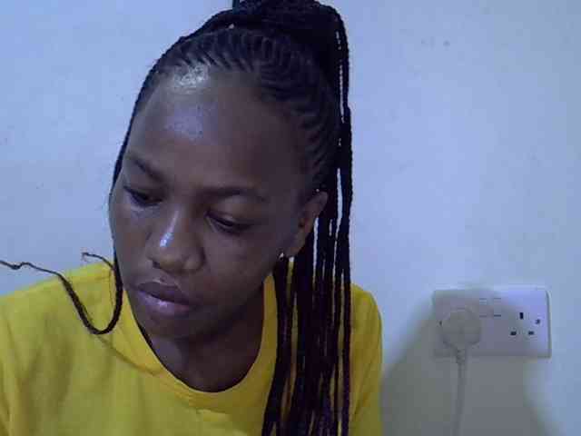 Queen-fantacy webcam