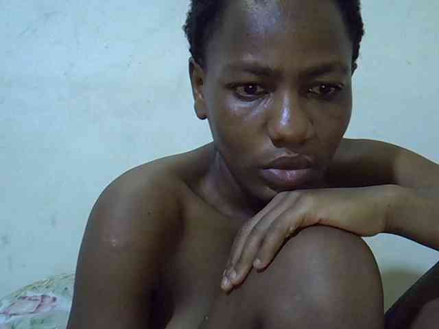 Queen-fantacy webcam