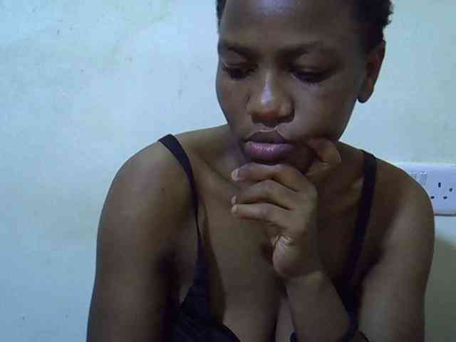 Queen-fantacy webcam