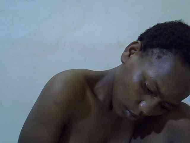 Queen-fantacy webcam