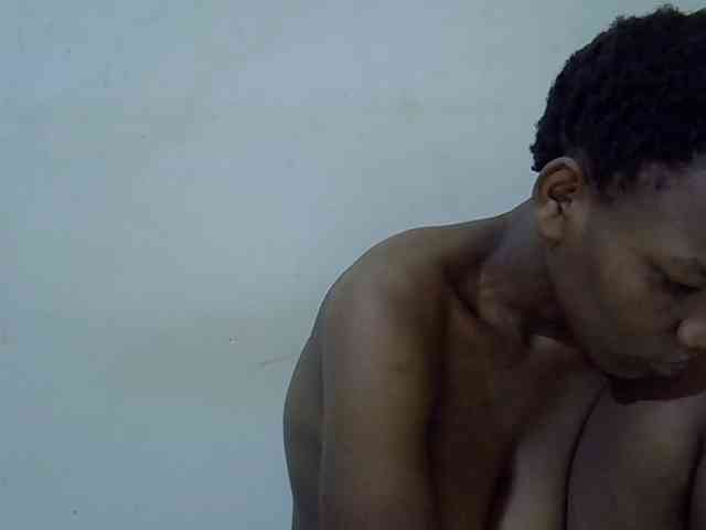 Queen-fantacy webcam