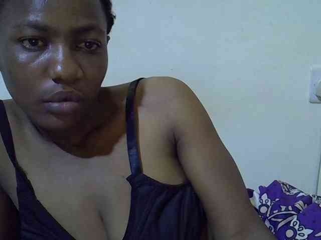 Queen-fantacy webcam