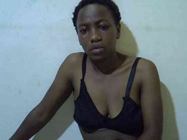 Queen-fantacy webcam