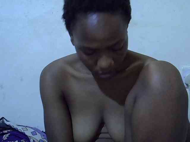 Queen-fantacy webcam