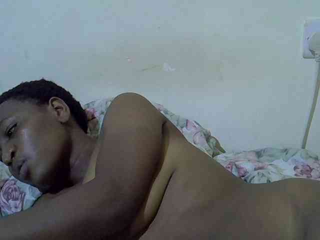 Queen-fantacy webcam