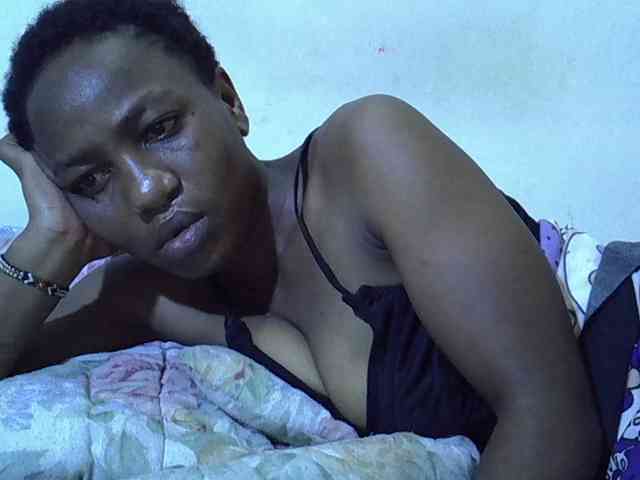 Queen-fantacy webcam