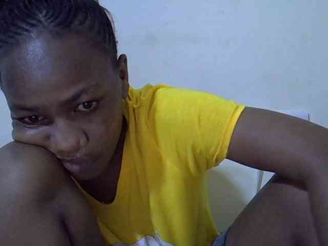 Queen-fantacy webcam