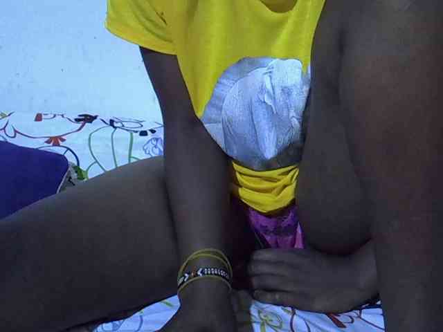 Queen-fantacy webcam