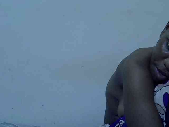 Queen-fantacy webcam