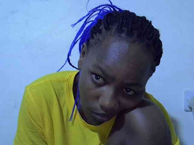 Queen-fantacy webcam