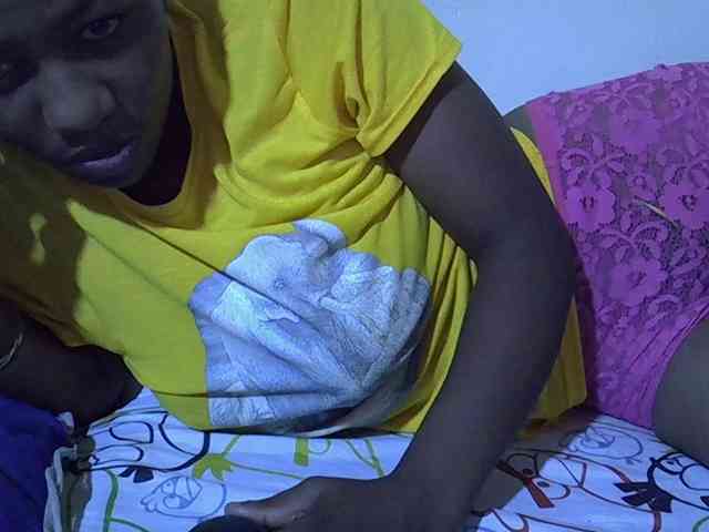 Queen-fantacy webcam