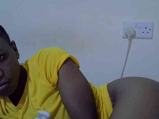 Queen-fantacy webcam