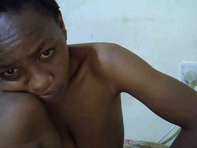 Queen-fantacy webcam