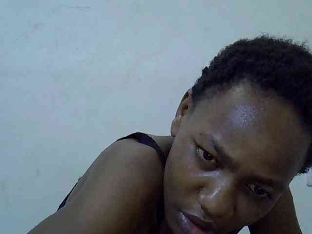 Queen-fantacy webcam