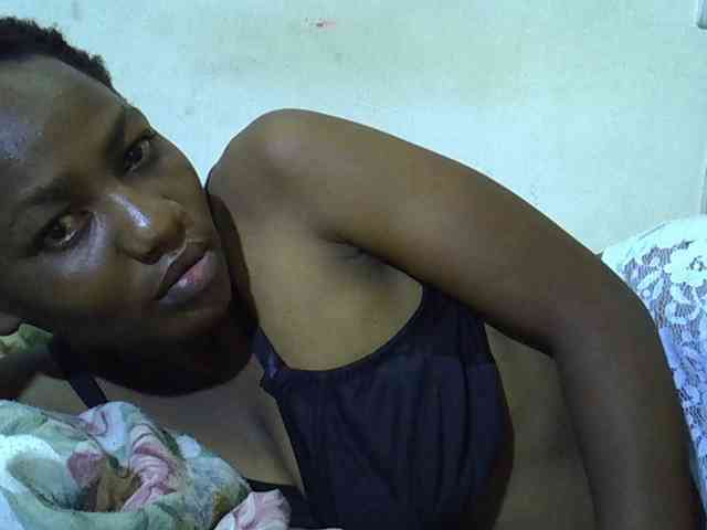 Queen-fantacy webcam