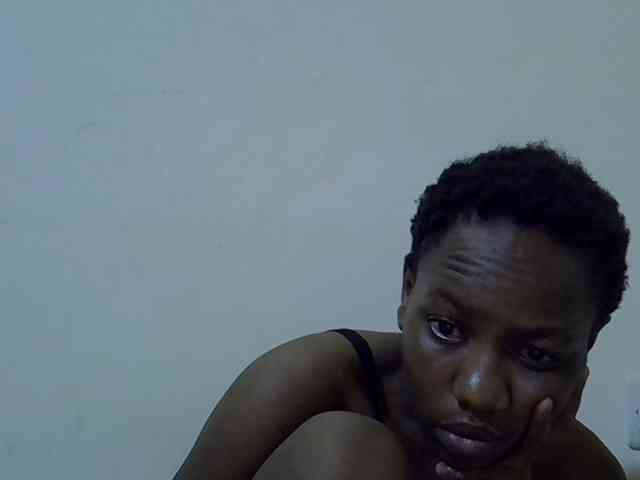 Queen-fantacy webcam