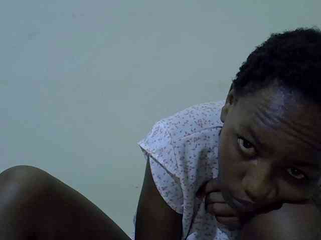 Queen-fantacy webcam