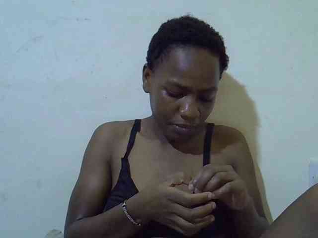 Queen-fantacy webcam