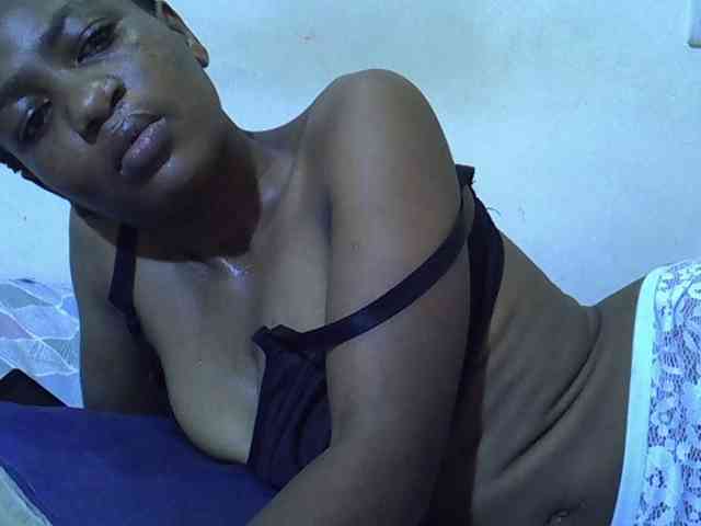 Queen-fantacy webcam