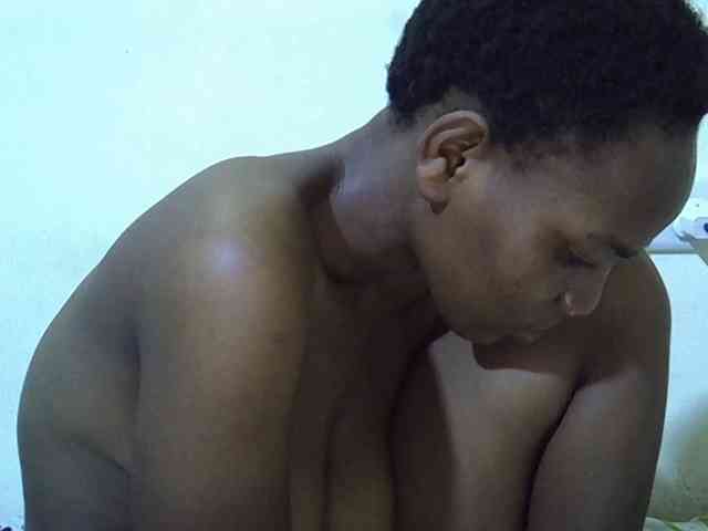 Queen-fantacy webcam