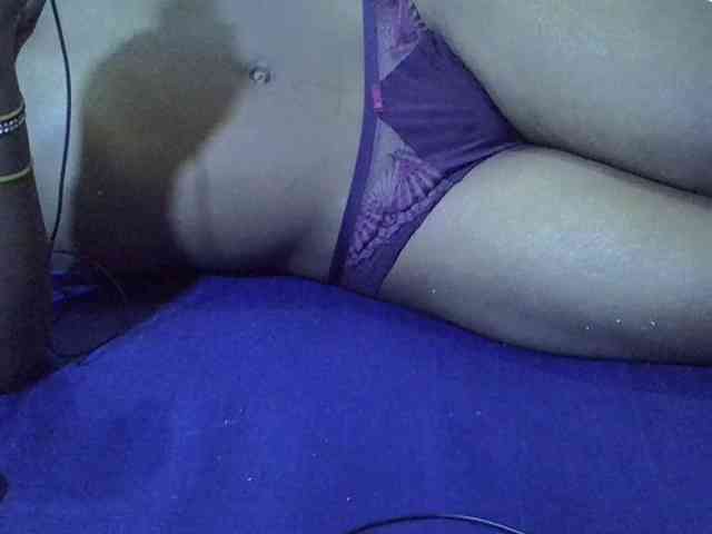 Queen-fantacy webcam