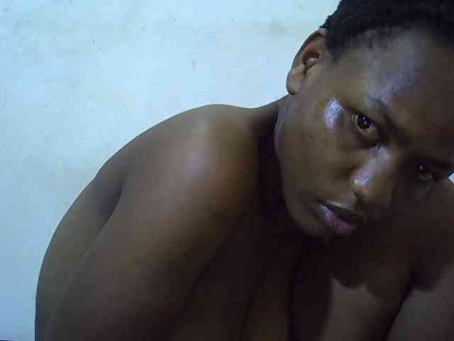 Queen-fantacy webcam