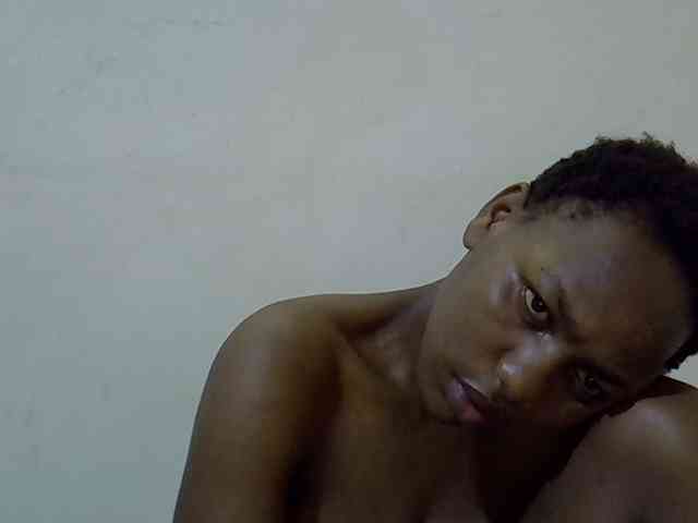 Queen-fantacy webcam