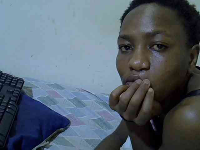 Queen-fantacy webcam