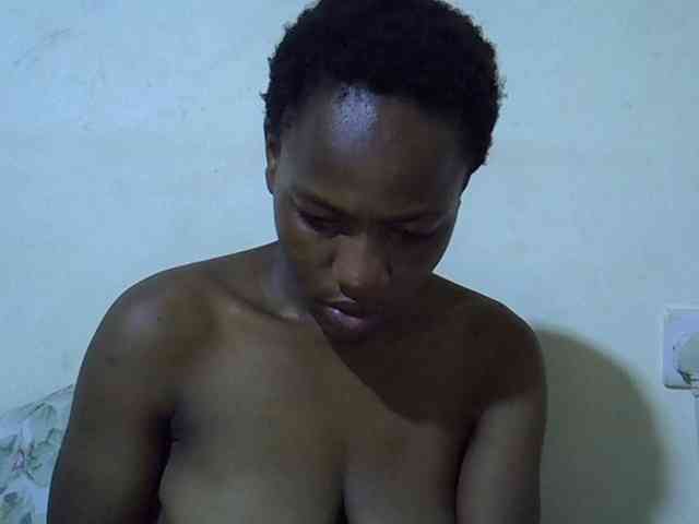 Queen-fantacy webcam