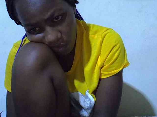 Queen-fantacy webcam