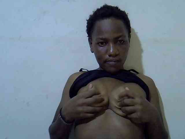 Queen-fantacy webcam