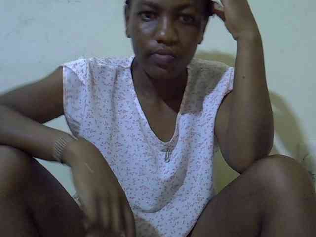 Queen-fantacy webcam