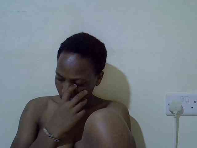 Queen-fantacy webcam