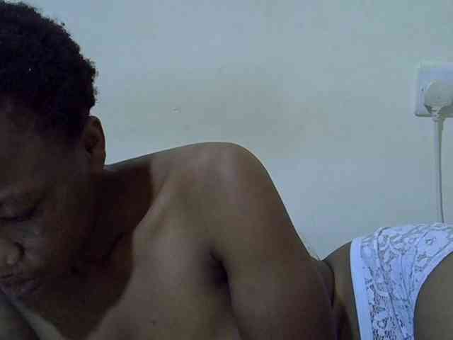 Queen-fantacy webcam