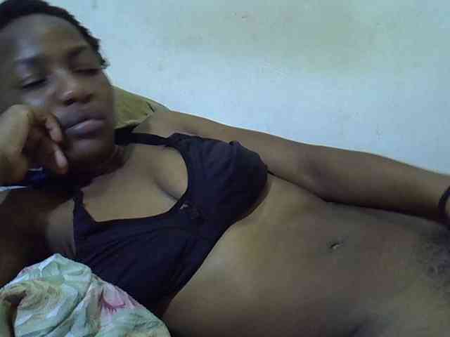 Queen-fantacy webcam