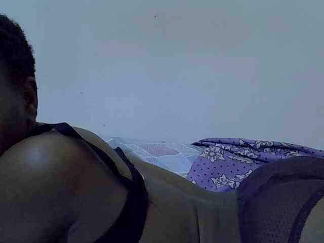 Queen-fantacy webcam