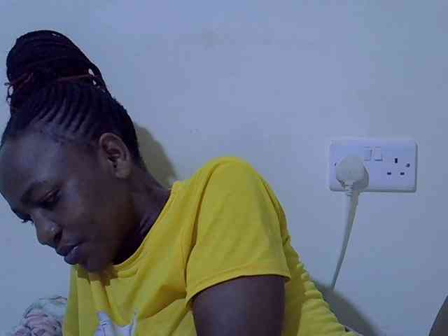 Queen-fantacy webcam