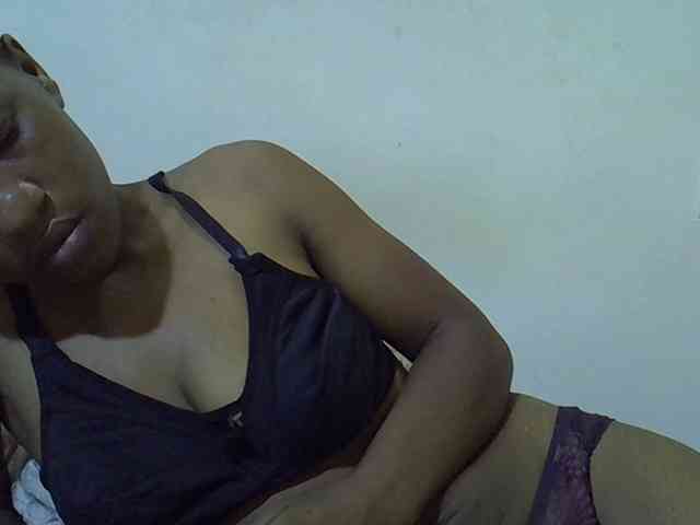 Queen-fantacy webcam