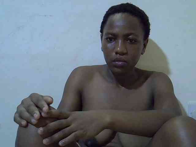 Queen-fantacy webcam