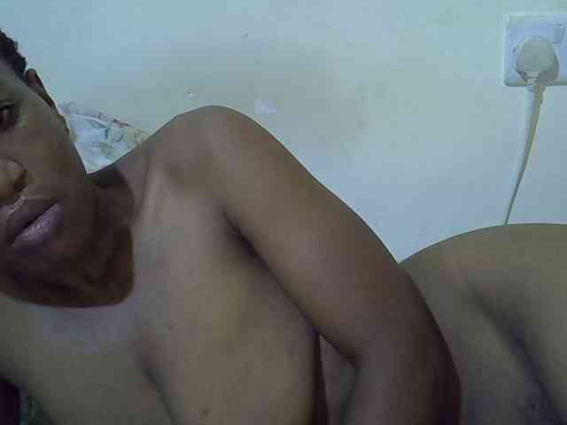 Queen-fantacy webcam