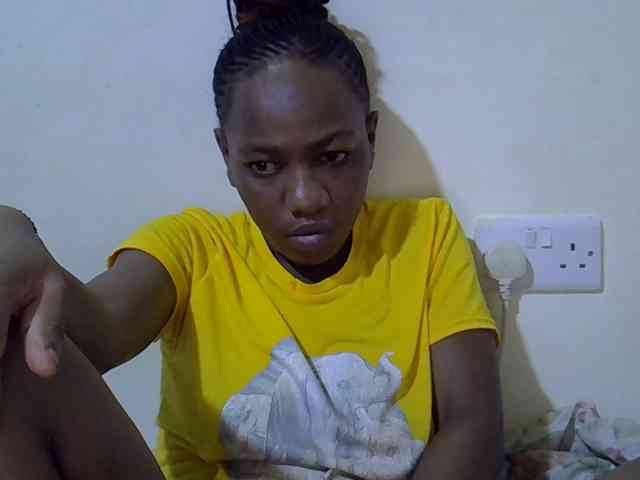 Queen-fantacy webcam