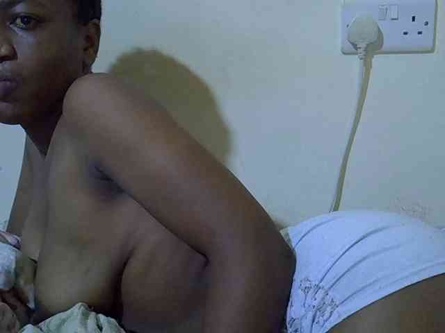 Queen-fantacy webcam