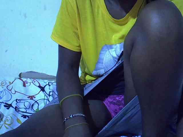 Queen-fantacy webcam