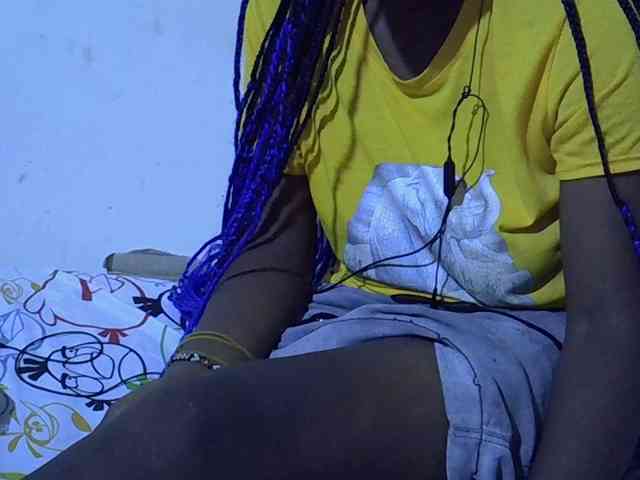 Queen-fantacy webcam