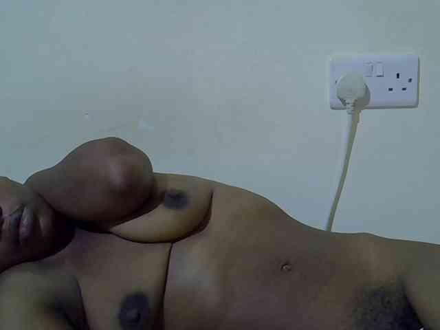 Queen-fantacy webcam