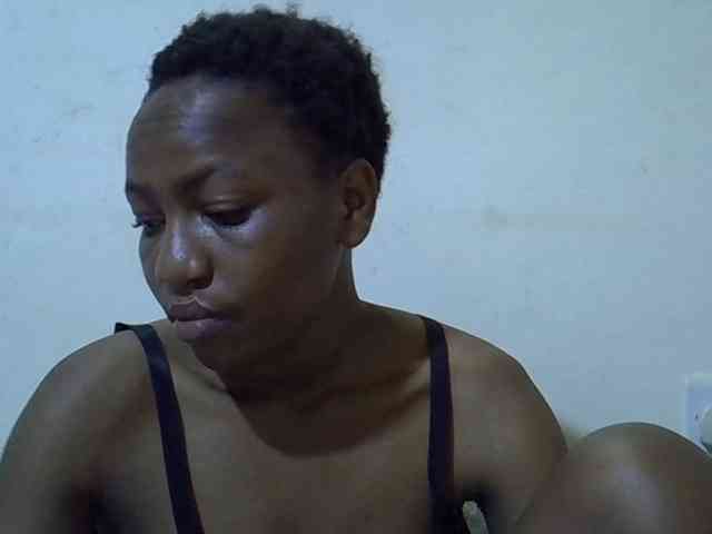 Queen-fantacy webcam