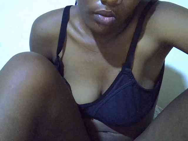 Queen-fantacy webcam